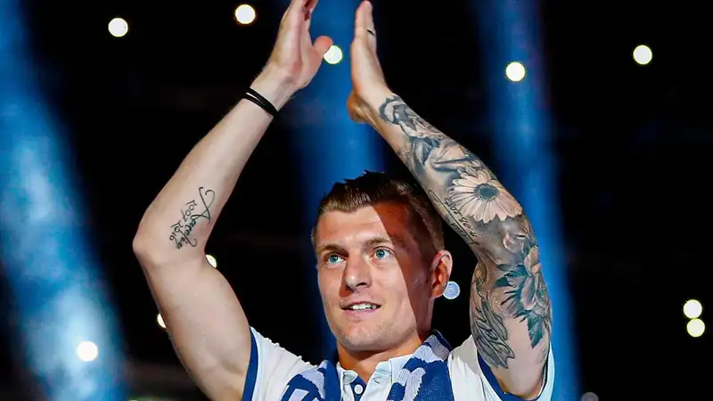 Ведущий полузащитник "Реала" прощается с футболом