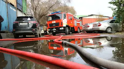 Пожар в алматинской высотке, фото - Новости Zakon.kz от 22.05.2024 16:16