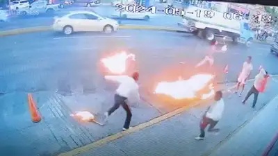 Факир поджег музыкантов-конкурентов в Мексике, фото - Новости Zakon.kz от 23.05.2024 22:36