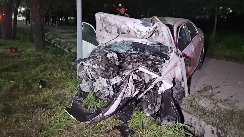 Смертельное столкновение автомобилей произошло в Алматы