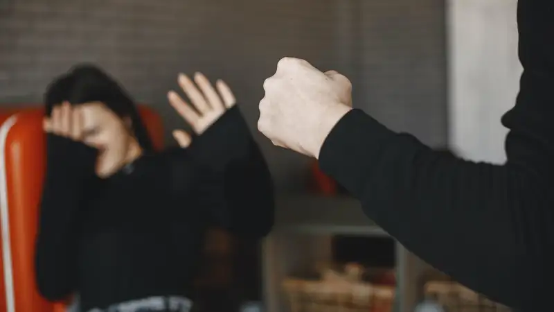 Иностранец напал на сотрудницу СПА-салона в Алматы