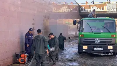 Арычные сети не справились: потоп в Шымкенте прокомментировал аким города 