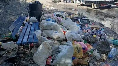 Природные памятники, Мангистау, мусорные свалки, средневековые городища, общественные туалеты , фото - Новости Zakon.kz от 28.05.2024 11:37