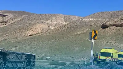 Близ Чарынского каньона автобус с туристами попал в ДТП