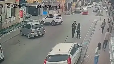 Женщина напала на полицейского в Алматинской области, фото - Новости Zakon.kz от 30.05.2024 15:56