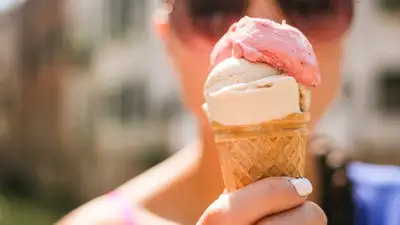 Диетолог рассказала, сколько мороженого можно съедать в день