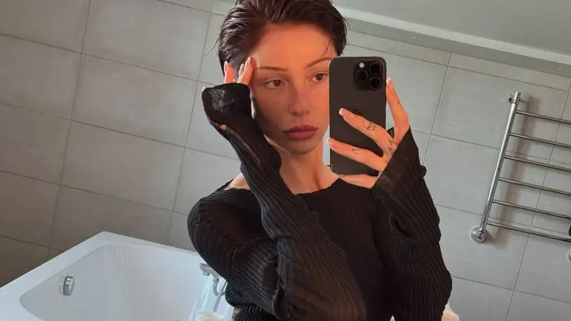 Настя Ивлеева ушла в монастырь