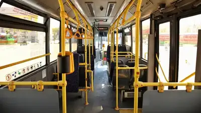 В Астане 17 автобусных маршрутов изменили схему движения из-за ремонта дорог