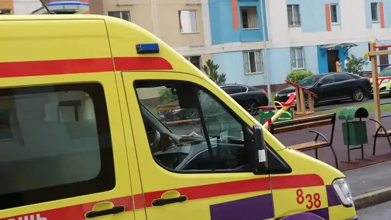 Очередное нападение на медиков скорой: астанчанин кинулся с ножом на фельдшера