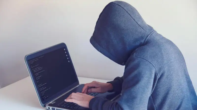 Сразу же кладите трубку: в МВД Казахстана рассказали, как распознать интернет-мошенников