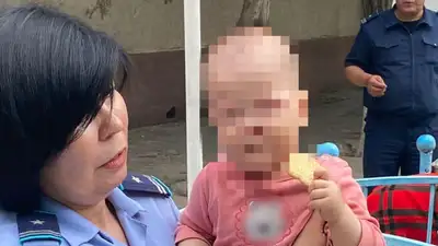 Ползком передвигавшегося по улице нашли в Туркестане, фото - Новости Zakon.kz от 03.06.2024 11:52