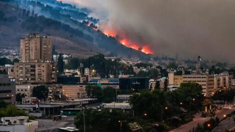 "Хезболла" атаковала территорию Израиля, есть пострадавшие