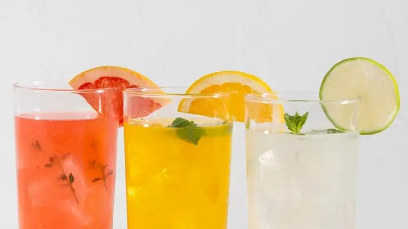 Три рецепта охлаждающего лимонада на июньскую жару