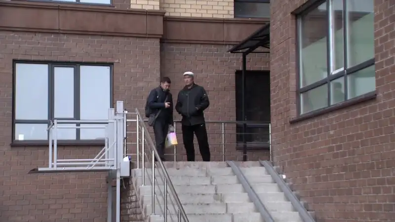 Жители элитного ЖК в Астане остались без горячей воды из-за долгов за газ