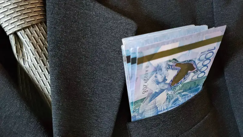 Частный судебный исполнитель в Шымкенте присвоил более полумиллиона тенге