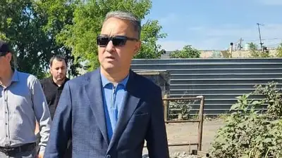 Аким Караганды рассказал о печальном опыте из детства, фото - Новости Zakon.kz от 06.06.2024 11:54