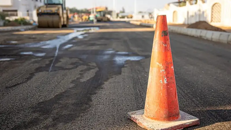Еще два участка дороги закроют в Астане на ремонт