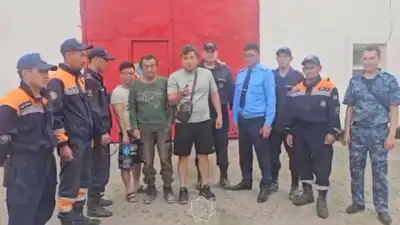 помощь спасателей, фото - Новости Zakon.kz от 10.06.2024 21:06