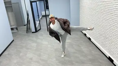 Автора "Дневника хача" хотят привлечь к ответственности за "веселящие" шары, фото - Новости Zakon.kz от 12.06.2024 18:58