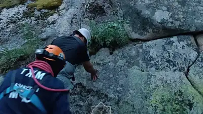Турист застрял на горе в Павлодарской области , фото - Новости Zakon.kz от 17.06.2024 22:46