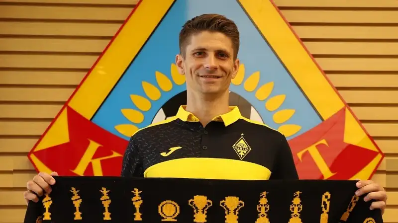 Алматинский футбольный клуб заключил контракт с белорусским защитником