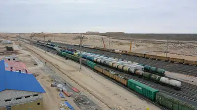 Прокуратура: КТЖ незаконно сдавал в аренду станционные пути, фото - Новости Zakon.kz от 19.06.2024 16:49