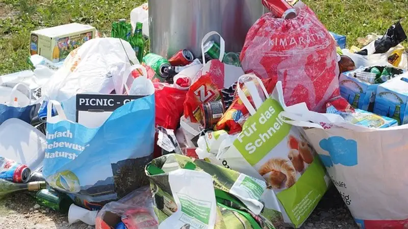 Актюбинцы задыхаются от смрада с мусорной площадки – СМИ