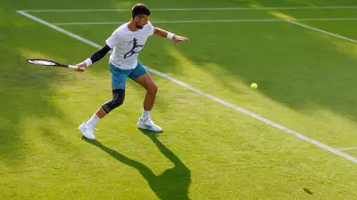 Новак Джокович прибыл на Уимблдон и провел тренировку, фото - Новости Zakon.kz от 24.06.2024 16:35