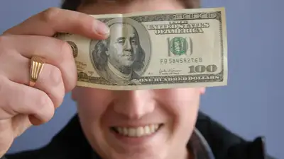 доллары США, фото - Новости Zakon.kz от 27.06.2024 15:23