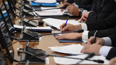 Новые законы будут разъяснять населению на публичных слушаниях, фото - Новости Zakon.kz от 27.06.2024 13:42