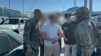 Хищение трех домов и двух квартир: казахстанец добровольно вернулся на родину из Бишкека, фото - Новости Zakon.kz от 28.06.2024 16:18