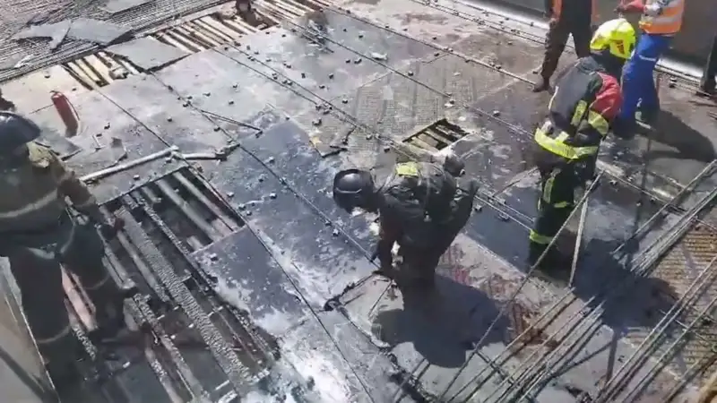 В Астане загорелся LRT