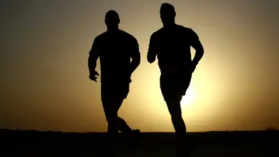 80-летний дедушка со спортплощадки впечатлил комментаторов, фото - Новости Zakon.kz от 01.07.2024 19:21