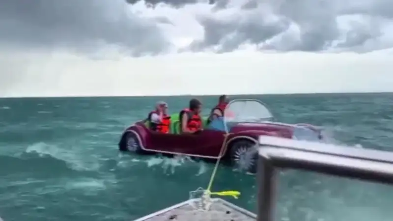 Поездка на катамаране едва не обернулась трагедией для туристов в Жетысуской области