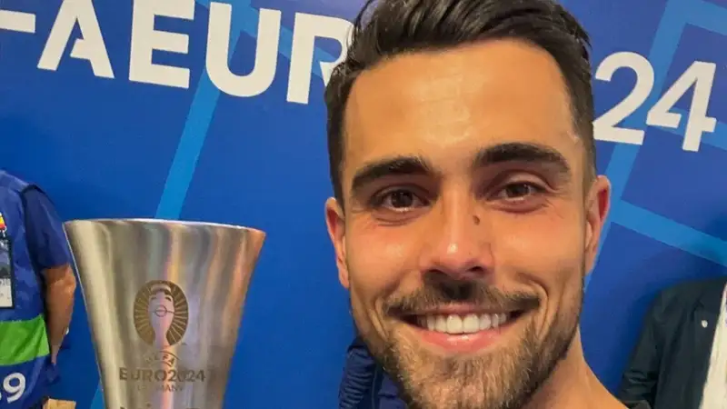 Вратарь сборной Португалии Кошта вошел в историю чемпионатов Европы