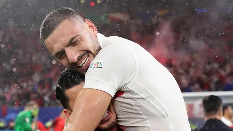 Еще один футболист сборной Турции вошел в историю мирового футбола