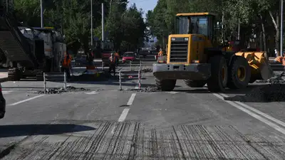 В Алматы на время ремонта теплосетей ограничат проезд по нескольким улицам, фото - Новости Zakon.kz от 04.07.2024 17:10