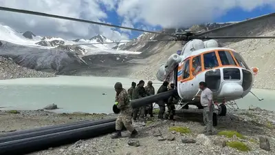 В Алматинской области на морённых озерах начали сброс воды для предотвращения селей, фото - Новости Zakon.kz от 06.07.2024 03:05