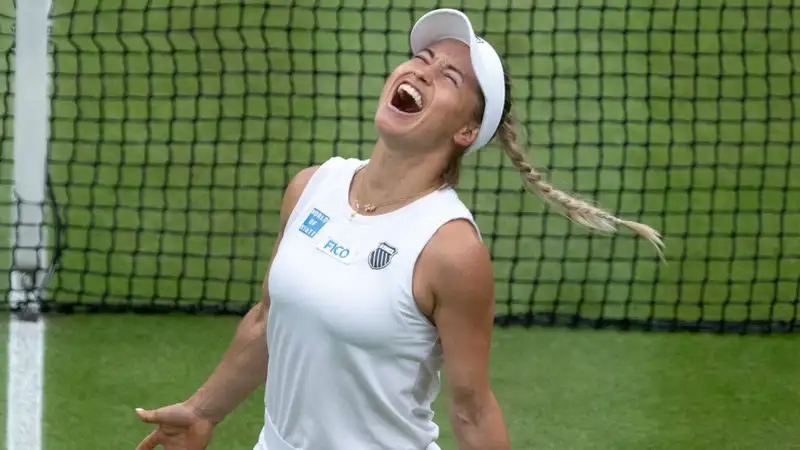 Видеообзор победного матча Юлии Путинцевой против первой ракетки мира