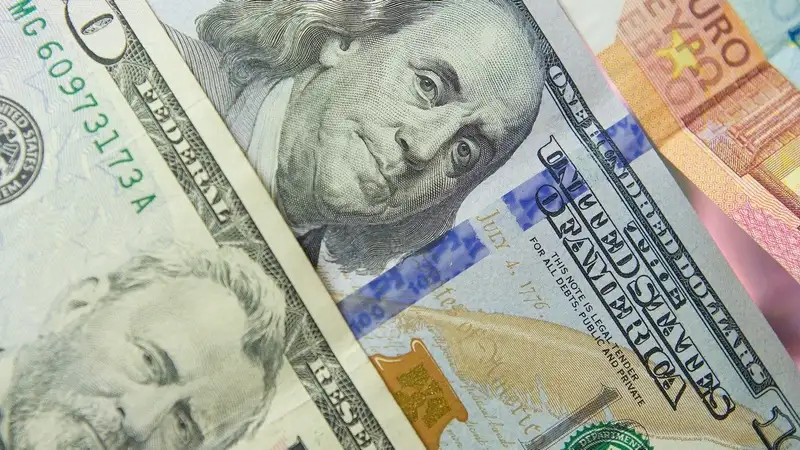 Доллар по 482 тенге: курсы иностранных валют в обменниках Казахстана