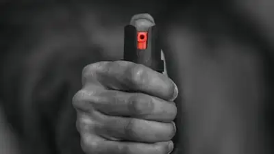 Подрезал и распылил баллончик: астанчанин напал на водителя маршрутного автобуса , фото - Новости Zakon.kz от 09.07.2024 22:28