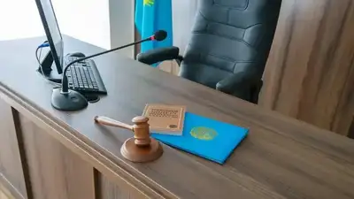 В Алматы наказали мужчину, который избил бывшую жену в подъезде дома, фото - Новости Zakon.kz от 09.07.2024 19:36