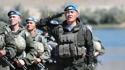 Стрельба и взрывы, военные, учения, Бурабай, фото - Новости Zakon.kz от 12.07.2024 10:16