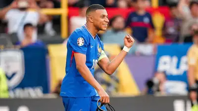 Футбол Презентация игрока, фото - Новости Zakon.kz от 15.07.2024 10:41