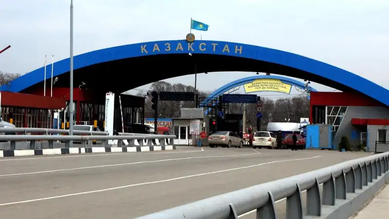 Еще на год продлили особые условия пребывания кыргызстанцев в Казахстане