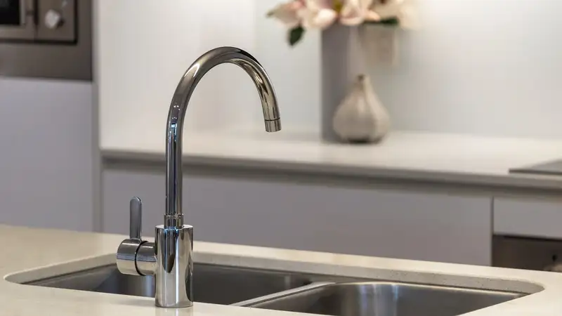 Актау на одну ночь останется без воды