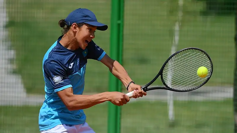 Восходящая звезда казахстанского тенниса стал автором сенсации на Кубке президента