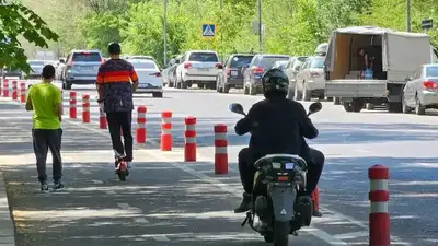 мопеды, фото - Новости Zakon.kz от 25.07.2024 19:02