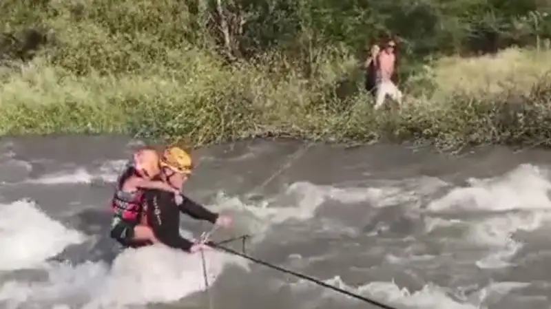 Отдых на отдаленном островке для семьи в Алматинской области едва не закончился трагедией