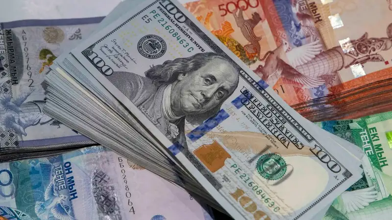 Уровень долларизации депозитов в Казахстане снизился по итогам июня